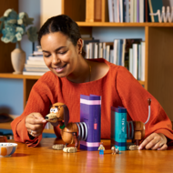 43301 LEGO® ǀ Disney ir Pixar „Žaislų istorijos“ šuniuko Slinkio knygų atramos