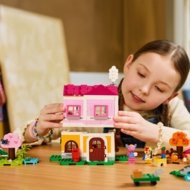 77057 LEGO® Animal Crossing™ Kūrybiniai namai: smagūs metų laikai