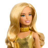 BARBIE madistė aukso spalvos kostiumu , HRH19