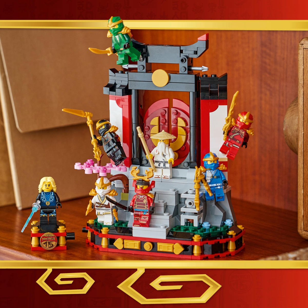 ジョージ様 71866 LEGO® NINJAGO® 15-ųjų metinių nindzių personažų ekspozicija