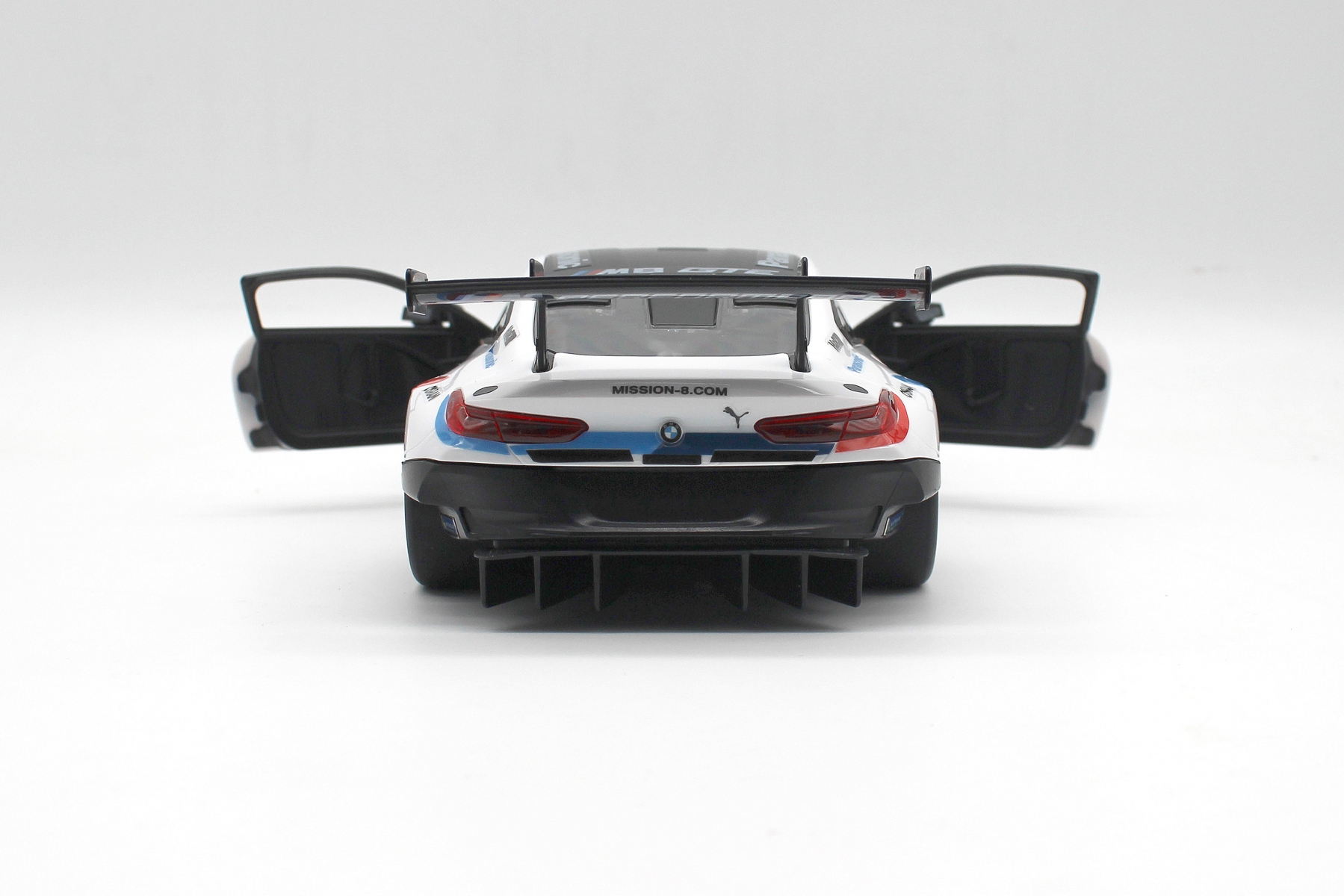 ミニカー BMW_INDEPENDENT 1/18 スパーク 18S388 BMW 320 ターボ Division 2 DRM ニュルブルク