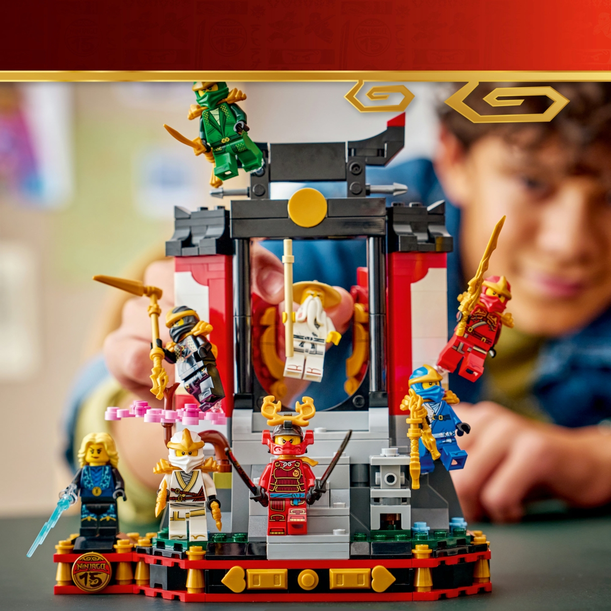 71866 LEGO® NINJAGO® 15-ųjų metinių nindzių personažų ekspozicija