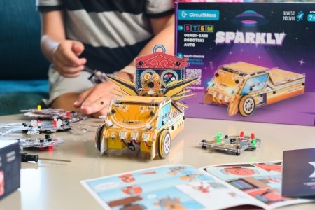 CIRCUITMESS Wacky Robot mokomasis STEM rinkinys Sparkly, CM-SA-SPARKLY 