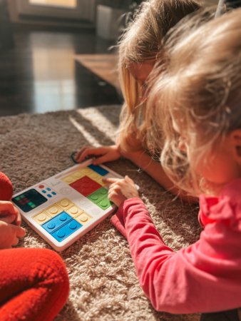 YES FOR SKILLS interaktyvus logikos žaidimas su piešimo planšetiniu kompiuteriu, 4779053233333 