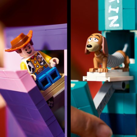 43301 LEGO® ǀ Disney ir Pixar „Žaislų istorijos“ šuniuko Slinkio knygų atramos 