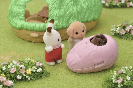 SYLVANIAN FAMILIES Ežiukų slėptuvė, 5453 5453