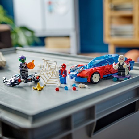 76279 LEGO® Super Heroes Marvel Žmogaus Voro Lenktyninis Automobilis Ir Venomizuotas Žaliasis Goblinas 