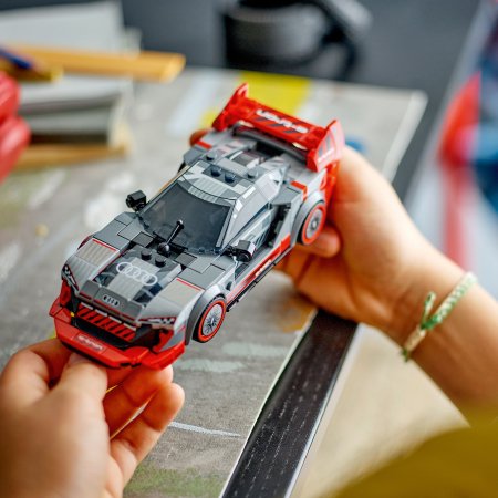 76921 LEGO® Speed Champions Lenktyninis automobilis Audi S1 e-tron quattro 