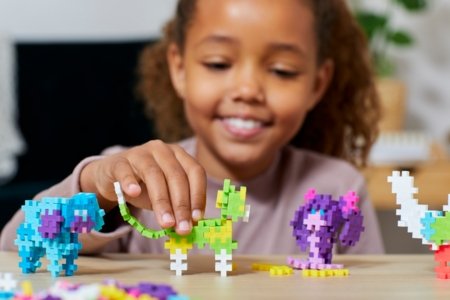 PLUS PLUS konstruktorius Mokausi statyti gyvūnėlius, 3962 