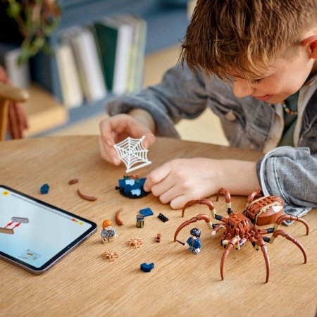 76434 LEGO® Harry Potter™ Aragogas Uždraustajame miške 