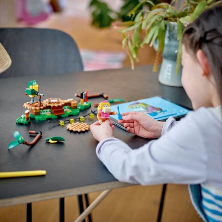 71421 LEGO® Super Mario™ Kongės Diksės džiunglių pramogų papildomas rinkinys 71421