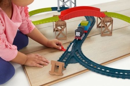 THOMAS & FRIENDS trasų rinkinys garvežiukams, HGY82 HGY82
