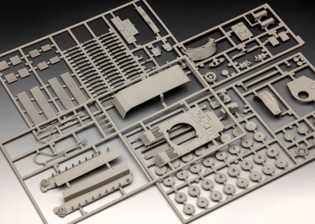 REVELL modelis PzKpfw VI Ausf. H Tiger, 63262 