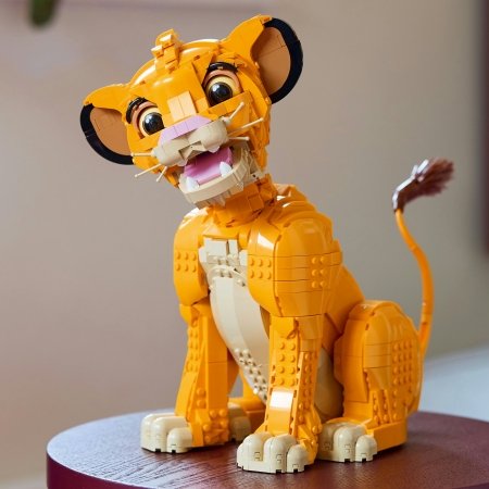 43247 LEGO® Disney™ Specials Jaunasis liūtas karalius Simba 