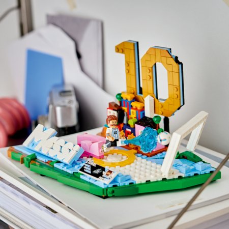 43011 LEGO® Editions Lionel Messi – svarbiausi futbolo įvykiai 