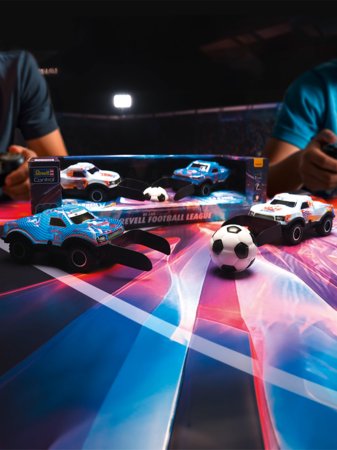 REVELL RC automobiliai Football League, 24689 