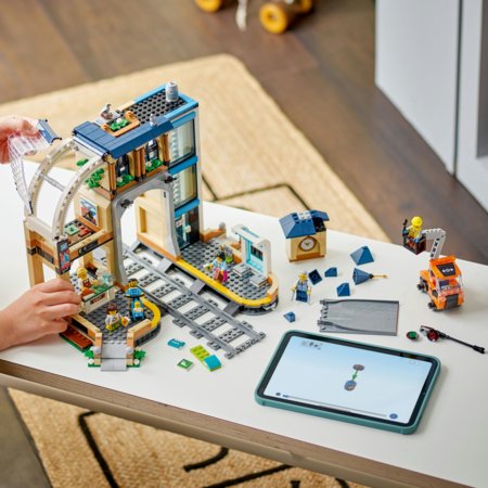 60469 LEGO® City Trains Centrinė traukinių stotis 