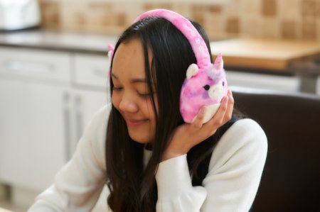 SQUISHMALLOWS pliušinės Bluetooth ausinės Lola, HMSQMBT-LOLA 
