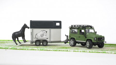 BR Džipas Land Rover Defender su priekaba žirgams, 02592 02592