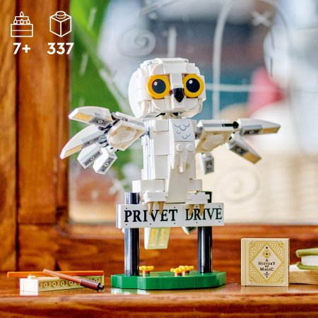 76425 LEGO® Harry Potter™ Hedviga ketvirtame Ligustrų gatvės name 