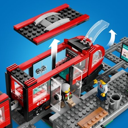60423 LEGO® City Trains Miesto centro tramvajus ir stotelė 