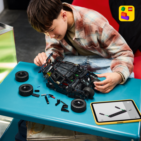42239 LEGO® Technic Batmobile™ Tumbler 