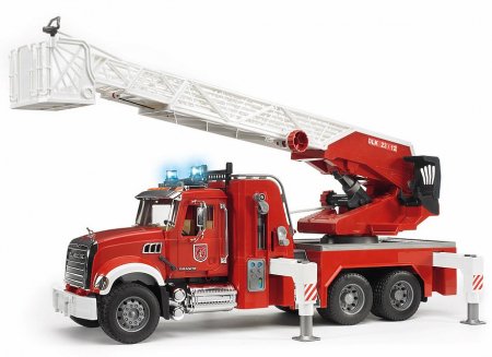 BRUDER 1:16 gaisrinis automobilis MACK Granite su kopėčiomis ir vandens pompa, 02821 02821