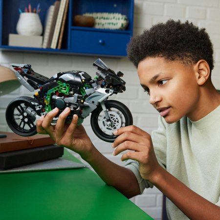 42170 LEGO® Technic Motociklas Kawasaki Ninja H2R 