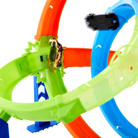 HOT WHEELS Stunt Tracks lenktynių trasos rinkinys – Dvigubos kilpos iššūkis, JHK73 