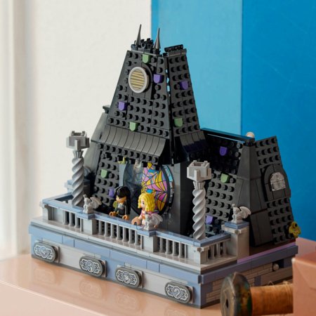 76781 LEGO® Wednesday Wednesday ir Enid bendrabučio kambarys 