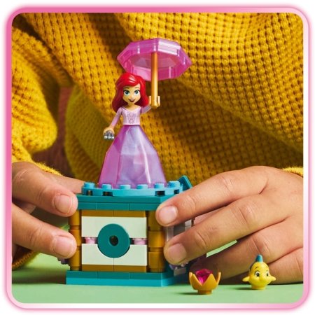 43259 LEGO® Disney Princess™ Besisukanti Arielė 