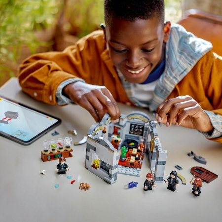 76431 LEGO® Harry Potter™ Hogvartso pilis: eliksyrų klasė 