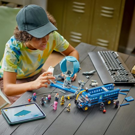 77073 LEGO® Fortnite Battle Bus 