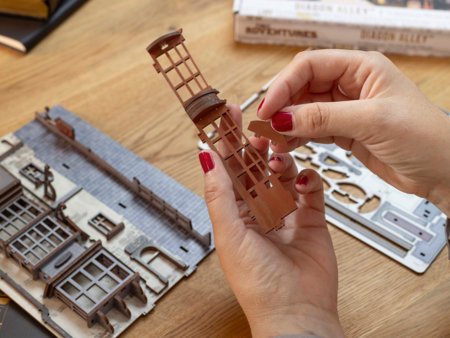 REVELL modelis Diagon Alley - Harry Potter: Tiny Adventures Handmade miniature worlds to assemble, 00530 