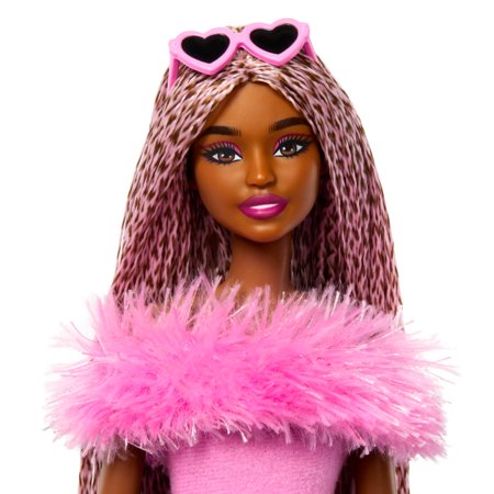 BARBIE Deluxe Fashionistas lėlė rožiniu kostiumėliu, HYV28 