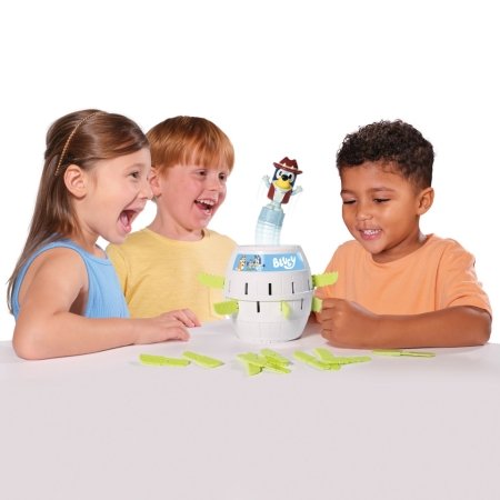 TOMY GAMES žaidimas Pop Up Bluey, T73659 