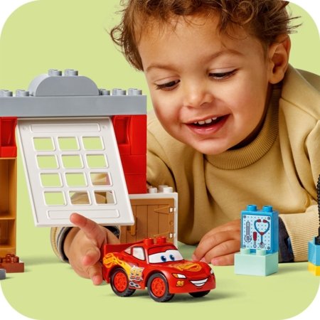 10456 LEGO® DUPLO® Disney™ Makvyno apsilankymas Daktaro garaže 