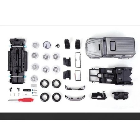 MAISTO DIE CAST 1:25 Surenkamas metalinio automobilio rinkinys 35pcs. Mercedes Benz G-Class 2019, 39536 