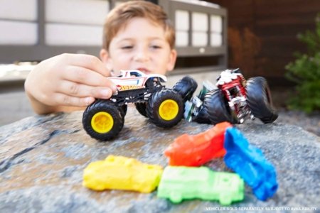 HOT WHEELS džipas (vidutinis),  asort., FYJ44 