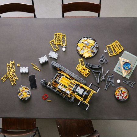 42146 LEGO® Technic Vikšrinis kranas „Liebherr LR 13000“ 42146